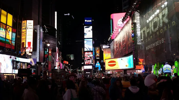 Night Hotel at Times Square 1