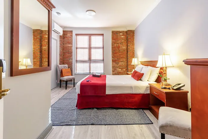Hotel St. James 4