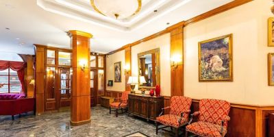 Hotel St. James