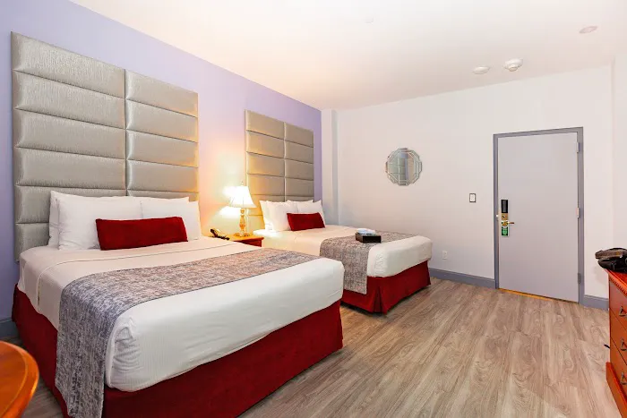 Hotel St. James 4