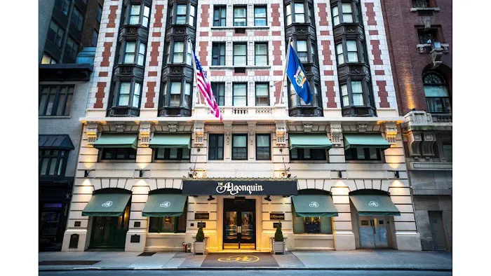 The Algonquin Hotel Times Square, Autograph Collection 4