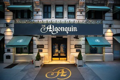 The Algonquin Hotel Times Square, Autograph Collection 4
