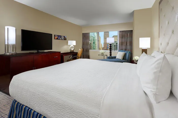 Crowne Plaza Times Square Manhattan, an IHG Hotel 1