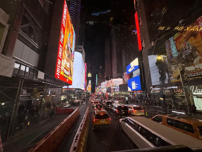 20 Times Square 4