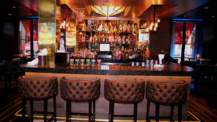Sanctuary Hotel New York 4