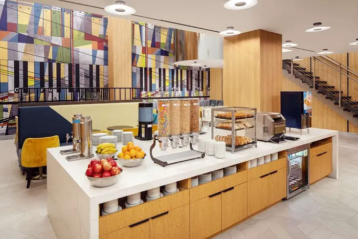 Hampton Inn by Hilton New York Times Square 4
