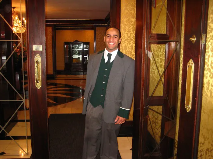 The Hotel Elysee 4