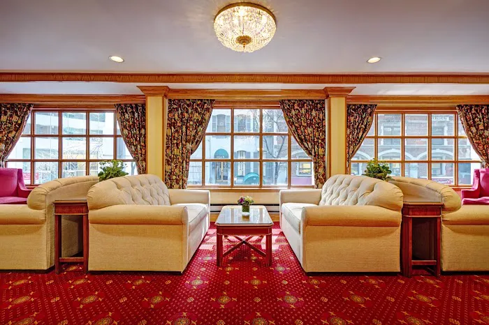 The Hotel Elysee 4
