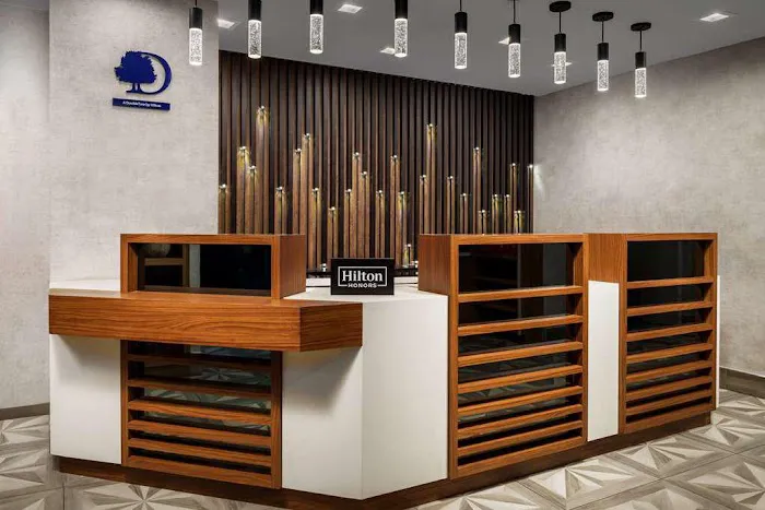 DoubleTree by Hilton New York Midtown Fifth Ave 4