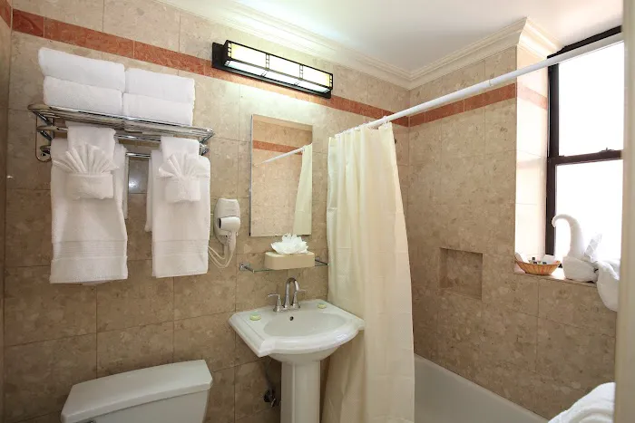 Radio City Apartments 4