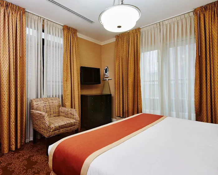 Radio City Apartments 4
