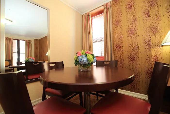 Radio City Apartments 4
