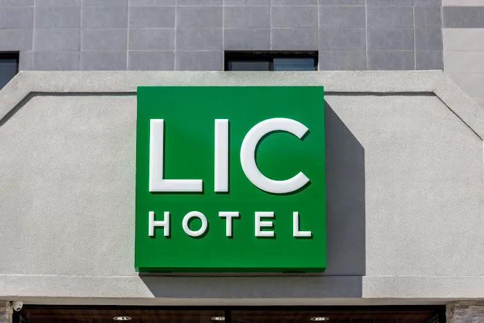LIC Hotel 1