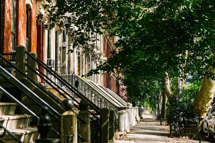 Sonder Court Square 1
