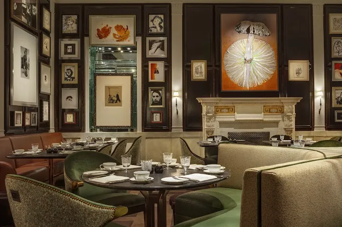 The Carlyle, A Rosewood Hotel 4