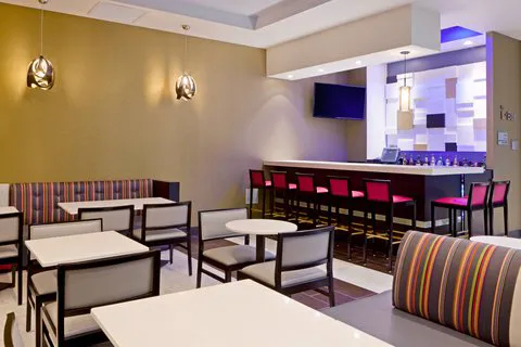 Fairfield Inn & Suites New York Queens/Queensboro Bridge 1