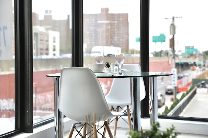 Global Luxury Suites at The Arches 1