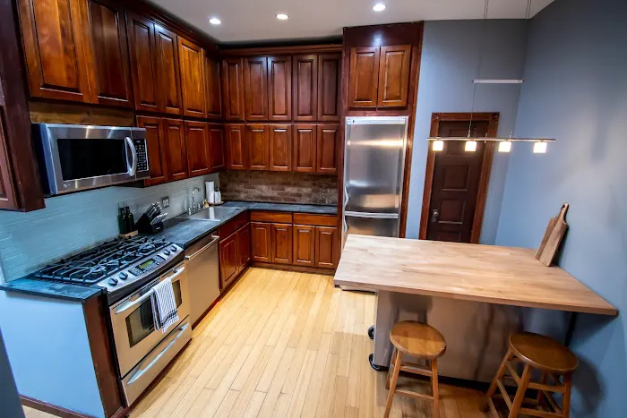 255 West Guesthouse 1