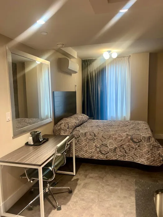 Rose Hotel, Bronx 1