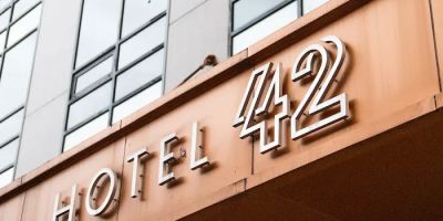 Hotel 42