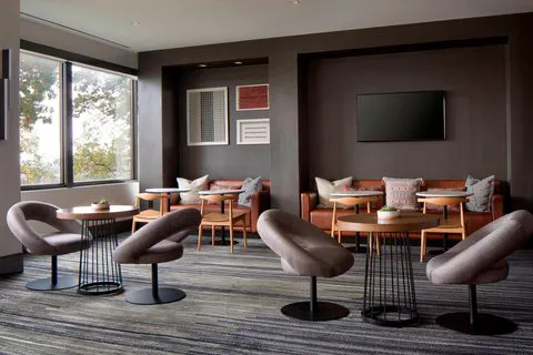 New York LaGuardia Airport Marriott 1