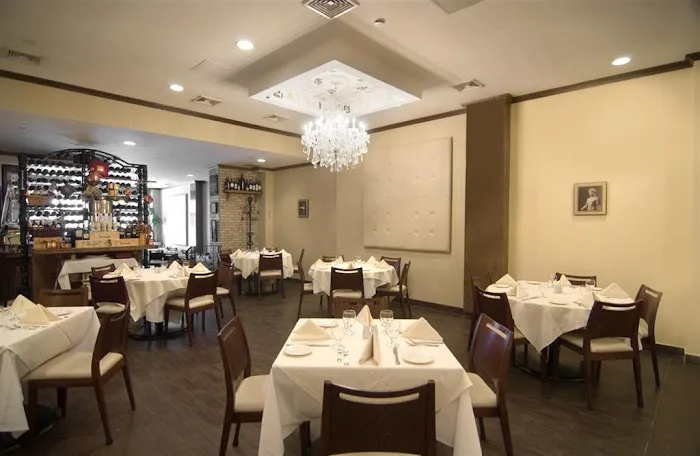 Marco LaGuardia Hotel and Suites 4
