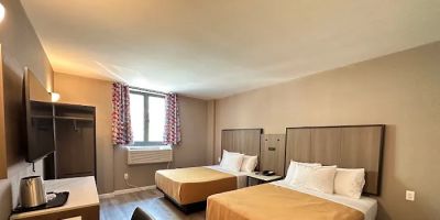 Regal Inn & Suites New York LaGuardia Hotel