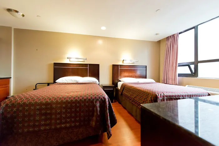 SuperLake Hotel 4