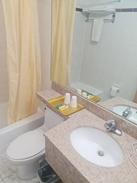 Flushing Hotel 4