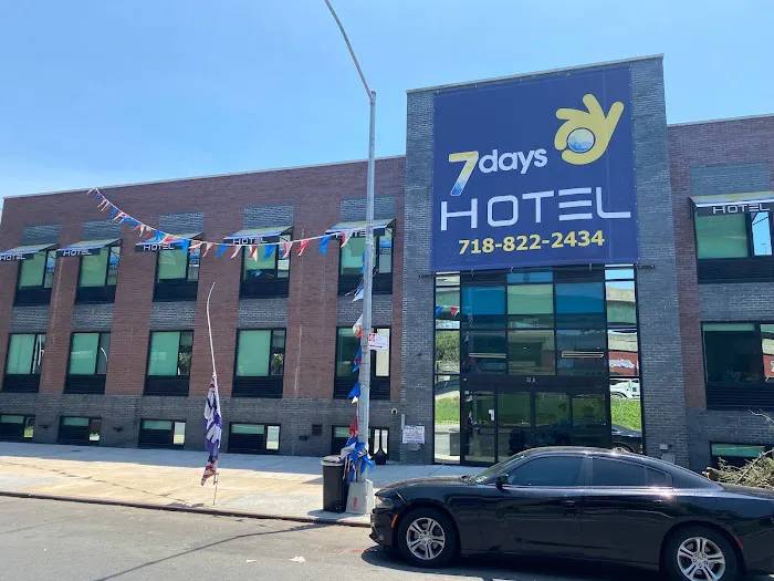 7 Days Hotel 4