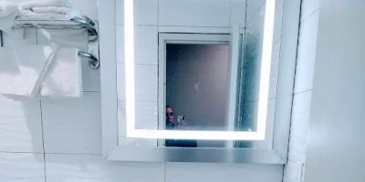 Metro Hotel