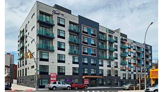 MainStay Suites 4