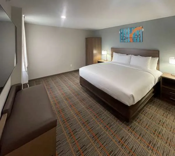 MainStay Suites 4