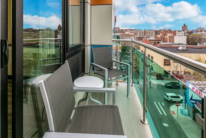 Best Western Plus Executive Residency Bronx 4