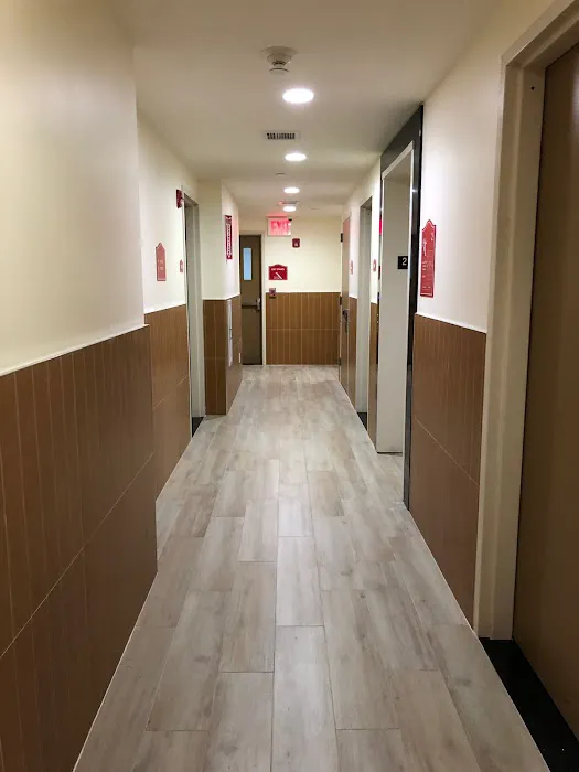 HOTEL SUNBORN 4