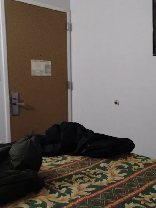 HOTEL SUNBORN 4