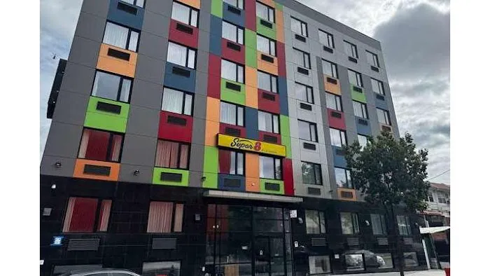 Super 8 by Wyndham Brooklyn Fulton Street 4