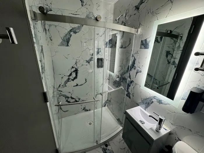 Moon Hotel Brooklyn 4