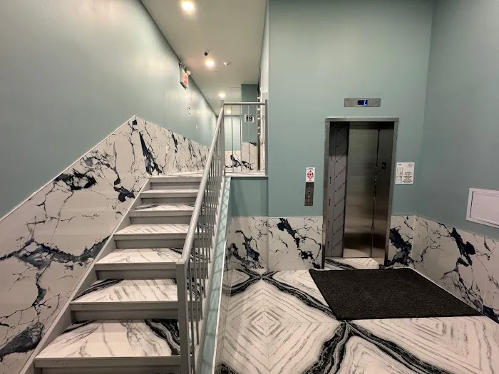 Moon Hotel Brooklyn 4