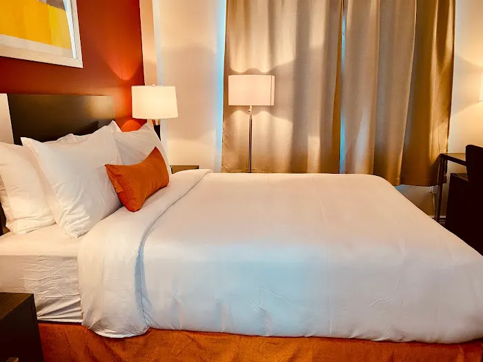 Surface Inn Brooklyn 4