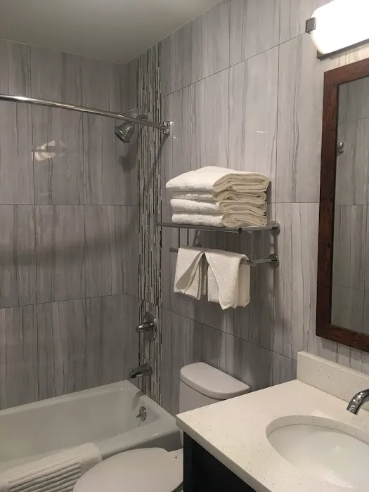 The Williams Hotel 4