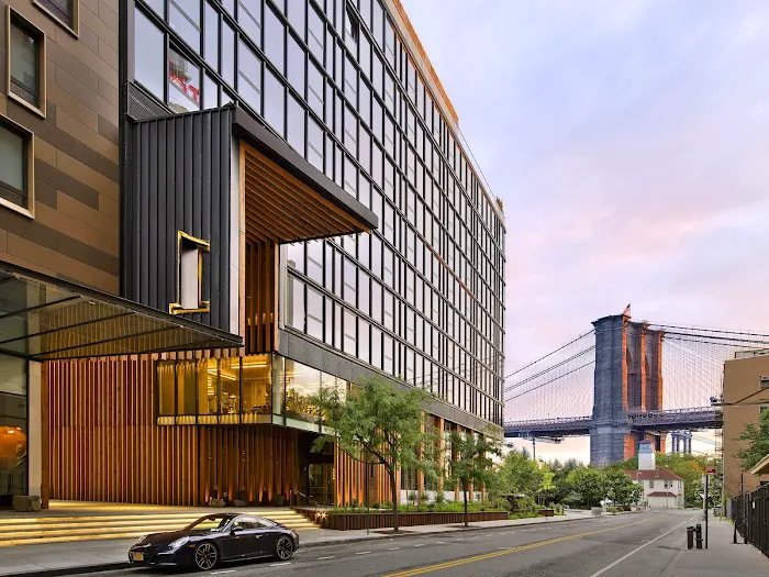 1 Hotel Brooklyn Bridge 4
