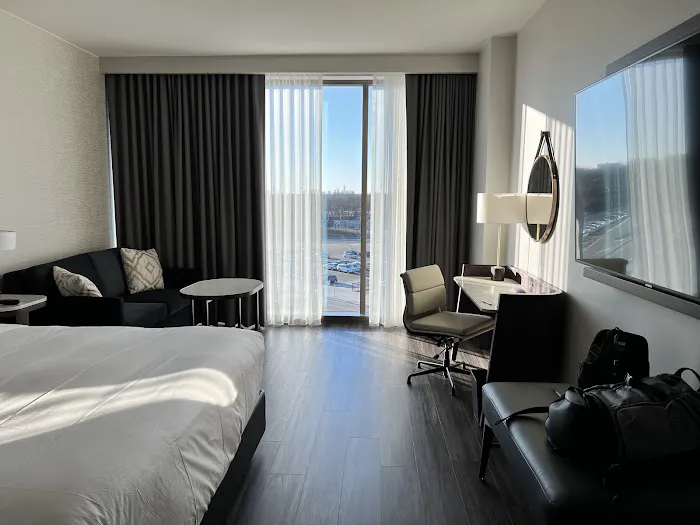 Hyatt Regency JFK Airport at Resorts World New York 4