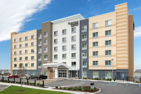 Fairfield Inn & Suites North Bergen 4