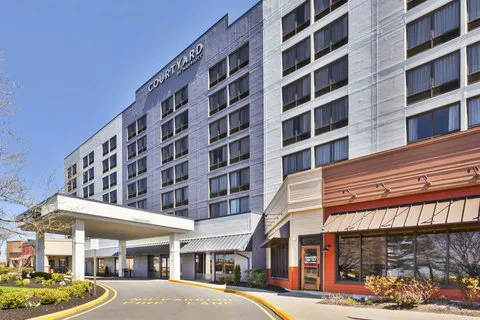 Courtyard Secaucus Meadowlands 4