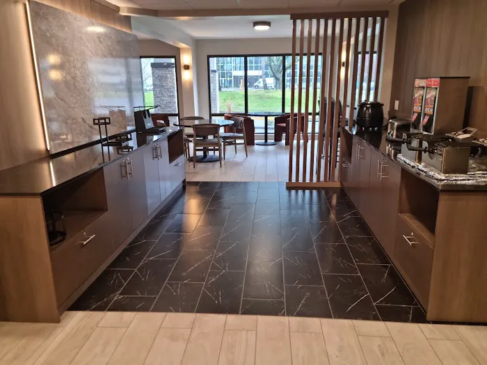 Best Western Plus Meadowlands 4