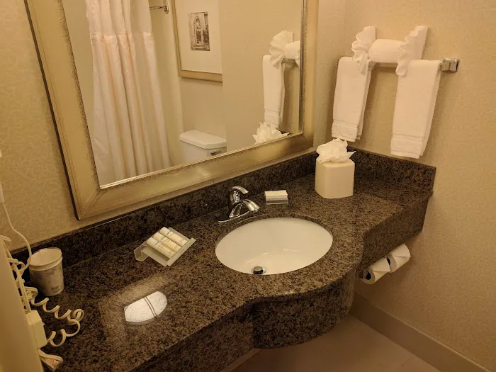 Hilton Garden Inn Ridgefield Park 4