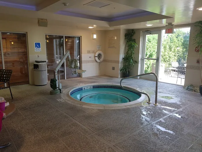 Hilton Garden Inn Ridgefield Park 4