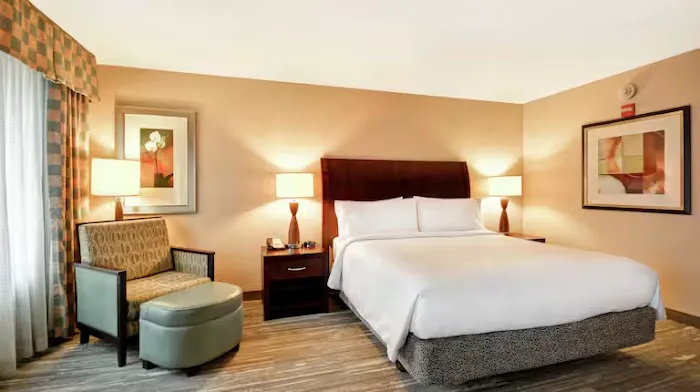 Hilton Garden Inn Ridgefield Park 4
