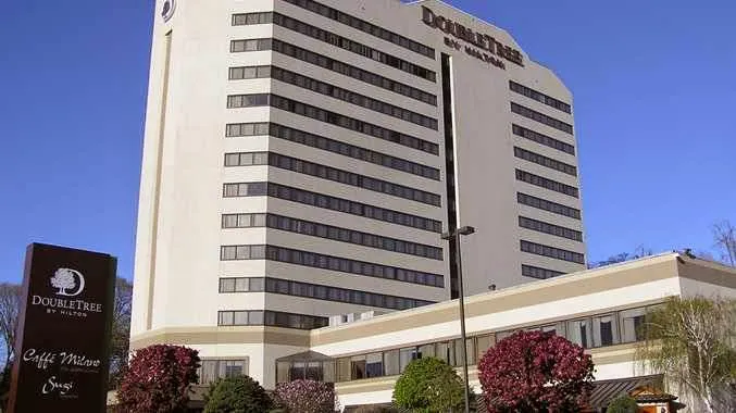 DoubleTree by Hilton Hotel Fort Lee - George Washington Bridge 3
